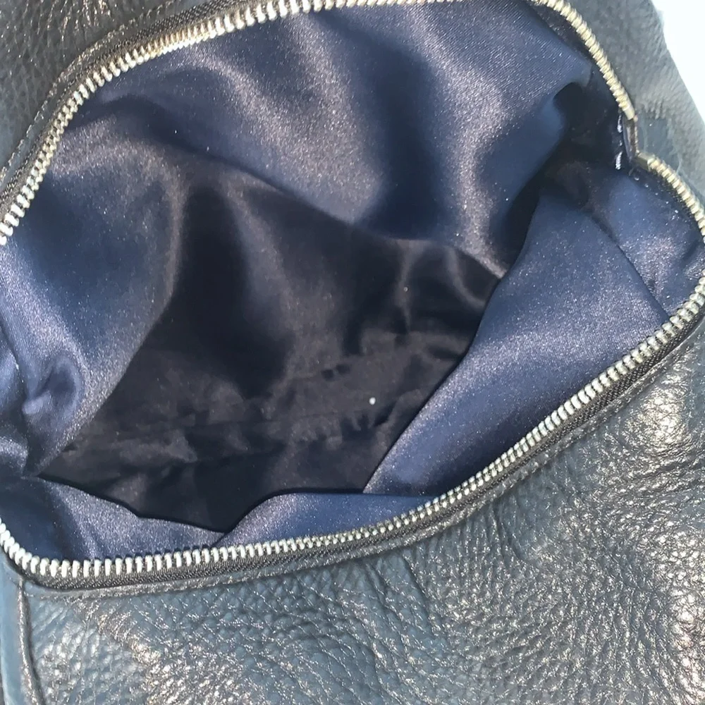 Coach, black pebbled, 24621